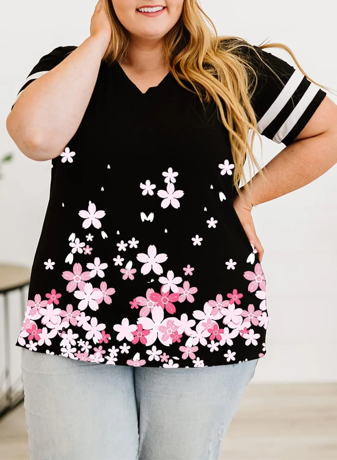 Happy Sailed Womens Plus Size Tunic Tops Summer Short Sleeve V Neck Striped Loose Casual Tee Shirt(1X-5X)