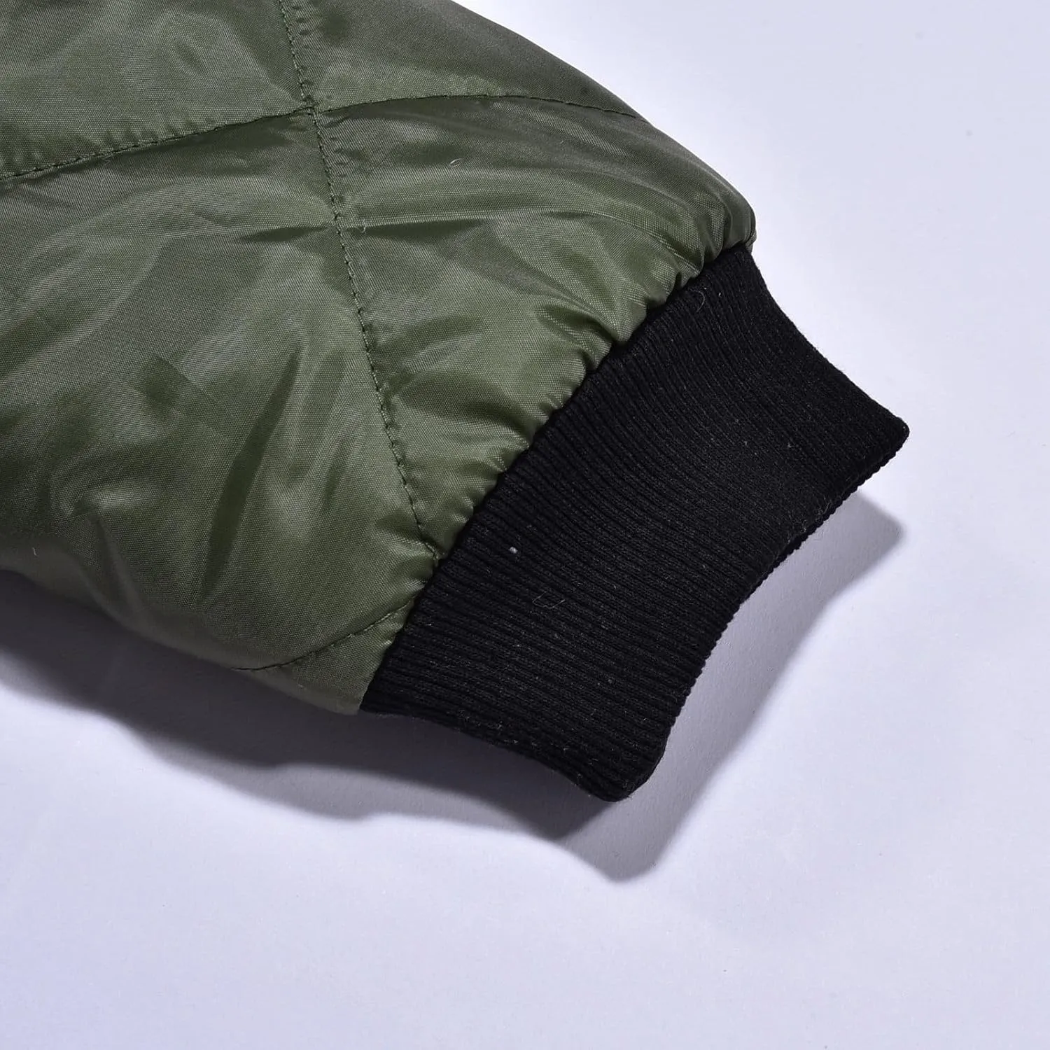 Men's Diamond Quilted Puffer Down Jacket Packable Lightweight Water Resistant Insulated Puffy Coat for Business Travel