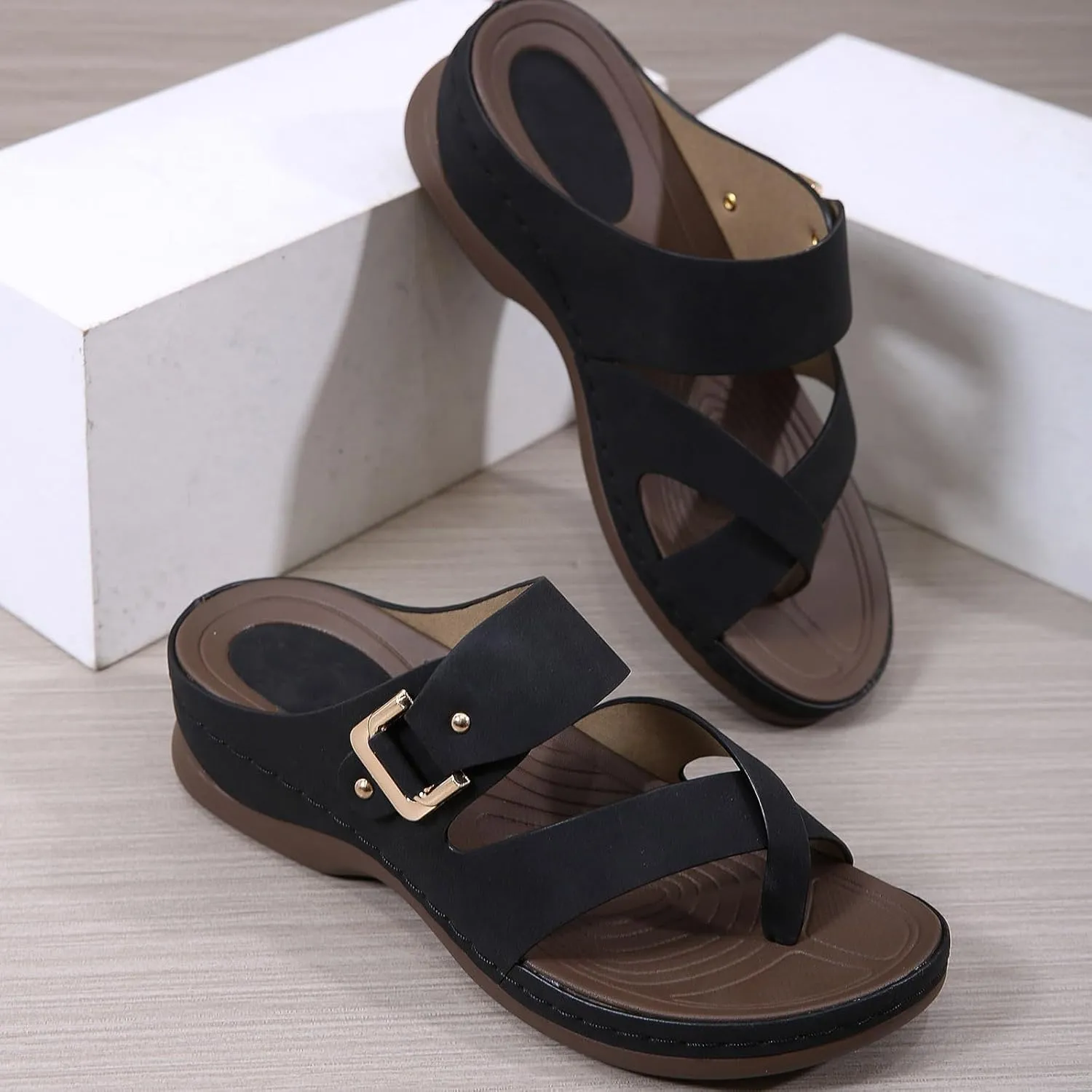 peqiut Sandals Women Clip Toe Cross Strap Comfortable Womens Sandals Flats Beach Summer Dressy Orthopedic Platform Sandals