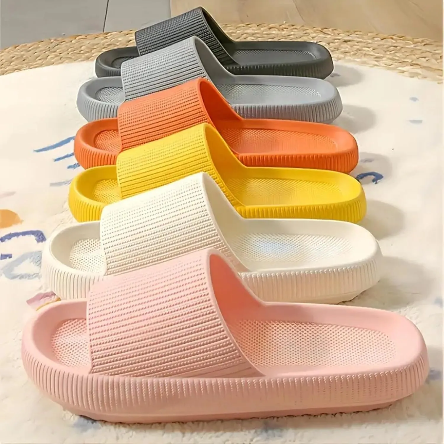 Pillow Slippers for Women and Men, Cloud Slides Shower Sandals House Shoes, Lightweight, Thick Sole, Non-Slip, Easy to Clean Comfy Cushioned Sole Soft Pool Shoes Non Slip Summer Outdoor Beach