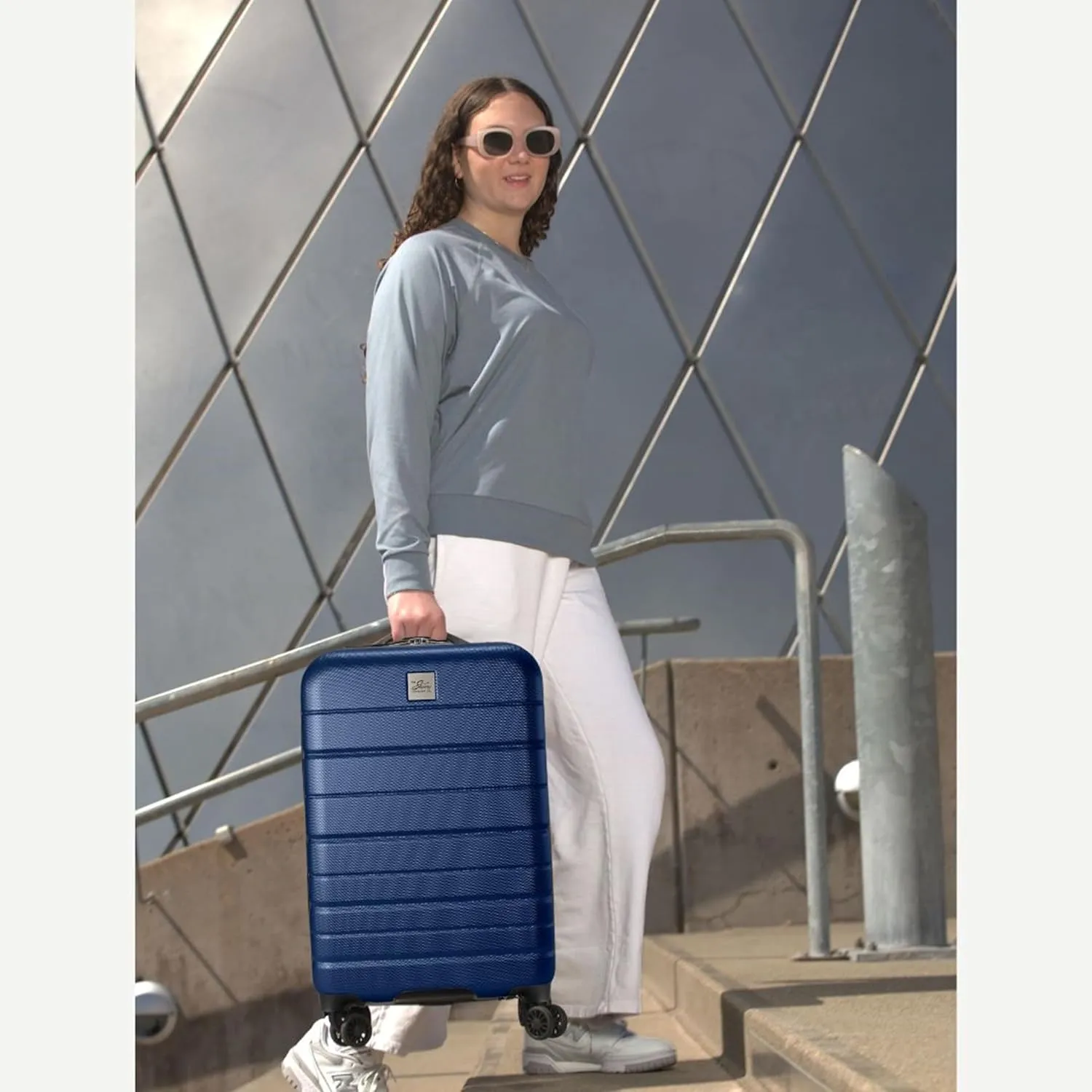Skyway Epic 2.0 Hardside Lightweight and Durable ABS Shell Luggage, Spacious with Dual Spinning Wheels, Comfort Grip, Men and Women, 28-inch Large Check-In, Royal Blue