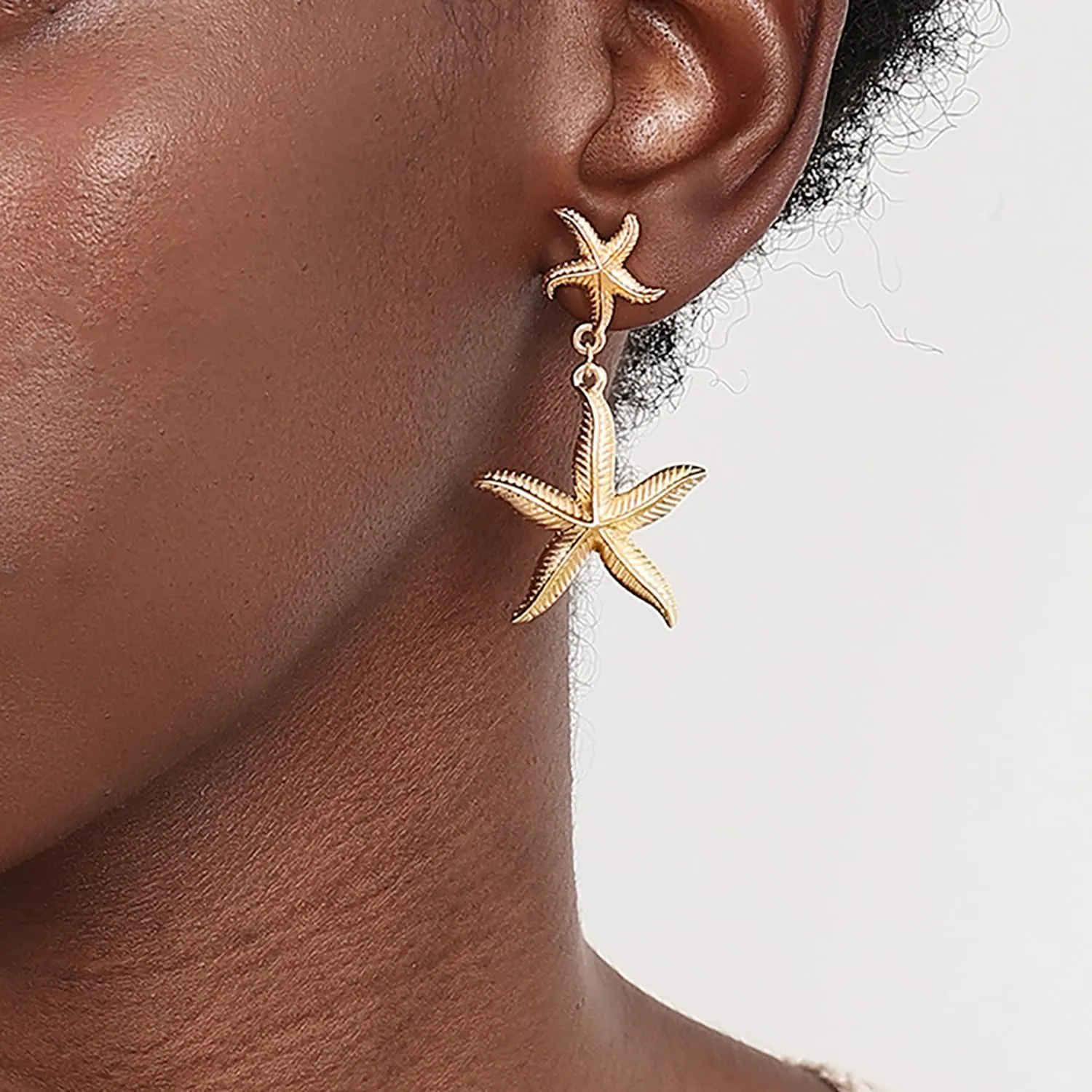 Starfish Earrings for Women,Gold Plated Starfish Dangle Earrings Fashion Mermaid Earring Cubic Zirconia Starfishs Stud Earring Boho Seashell Star Summer Beach Jewelry