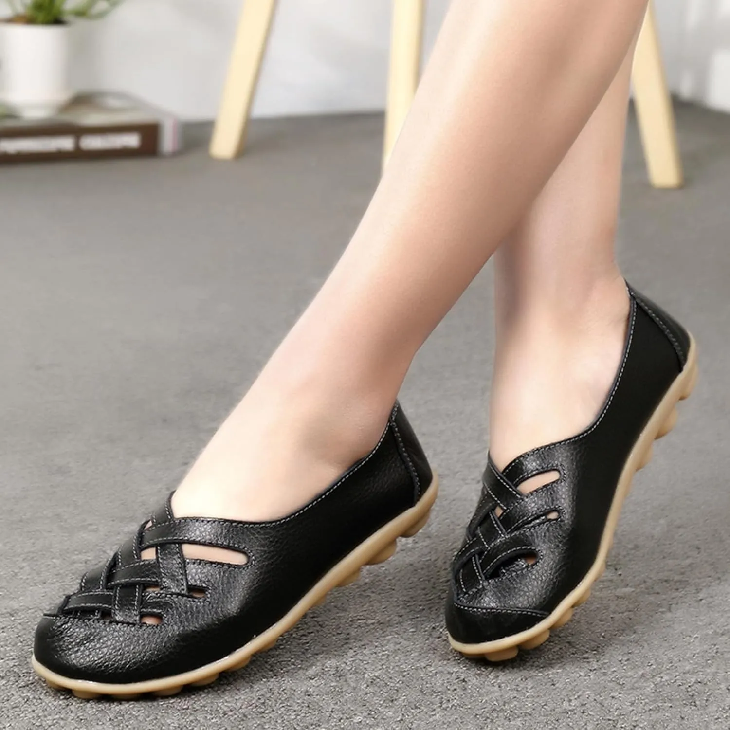 Women's Comfort Walking Casual Flat Loafer Orthopedic Loafers Breathable Leather Hollow Soft Flats Sandals Summer Slip On Cowhide Dressy Closed Toe Wide Width Moccasins Driving Work Shoe