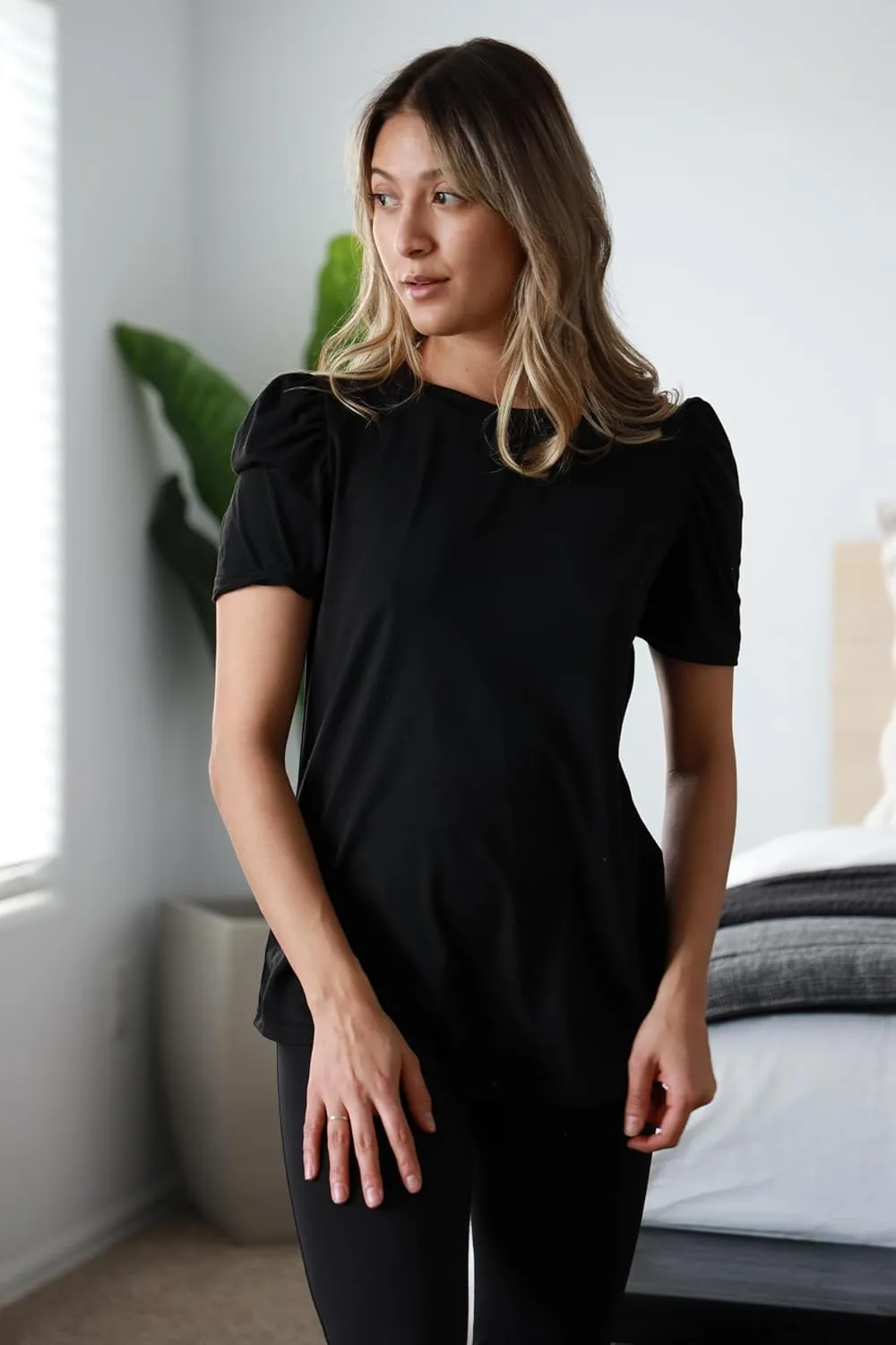Zeagoo Blouse for Women Dressy Casual Puff Short Sleeve Boho Tops Fashion Floral Crew Neck Tunic Shirts Summer Clothes