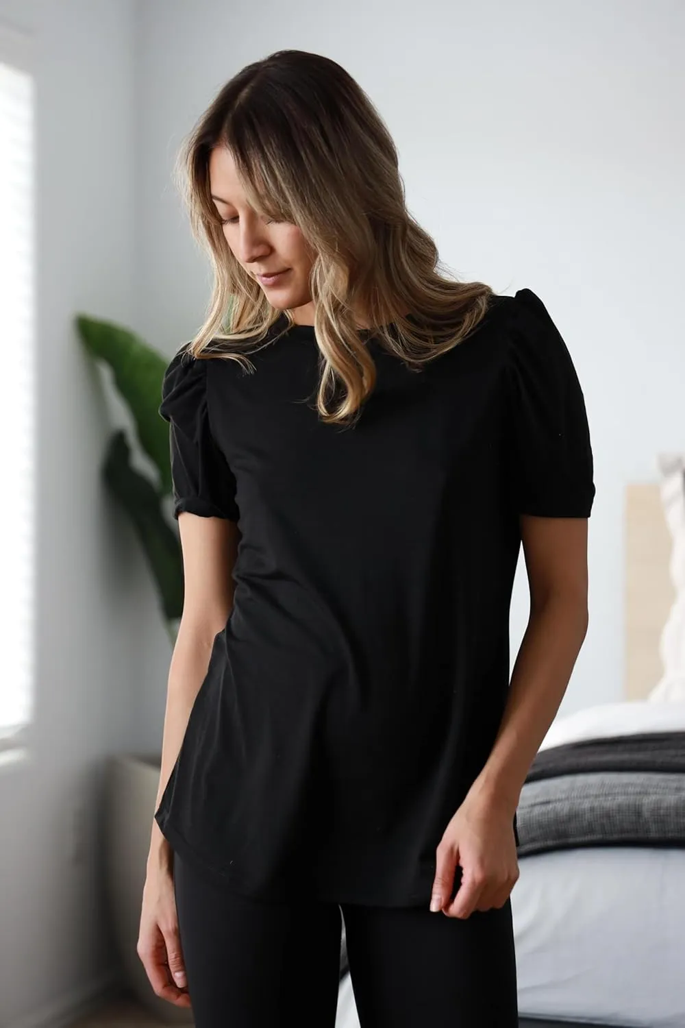 Zeagoo Blouse for Women Dressy Casual Puff Short Sleeve Boho Tops Fashion Floral Crew Neck Tunic Shirts Summer Clothes