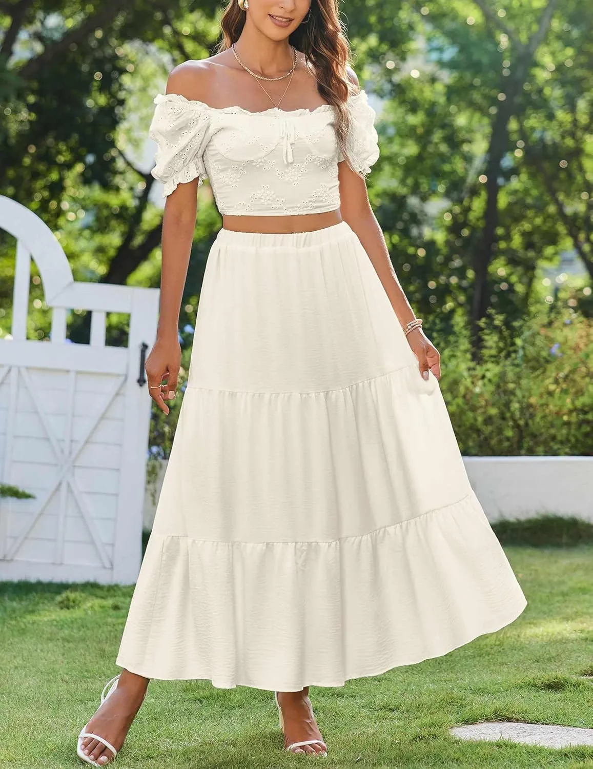 Zeagoo Skirts for Women Summer Boho Casual Maxi Flowy Elastic High Waist A-Line Tiered Swing Floral Long Skirts with Pockets