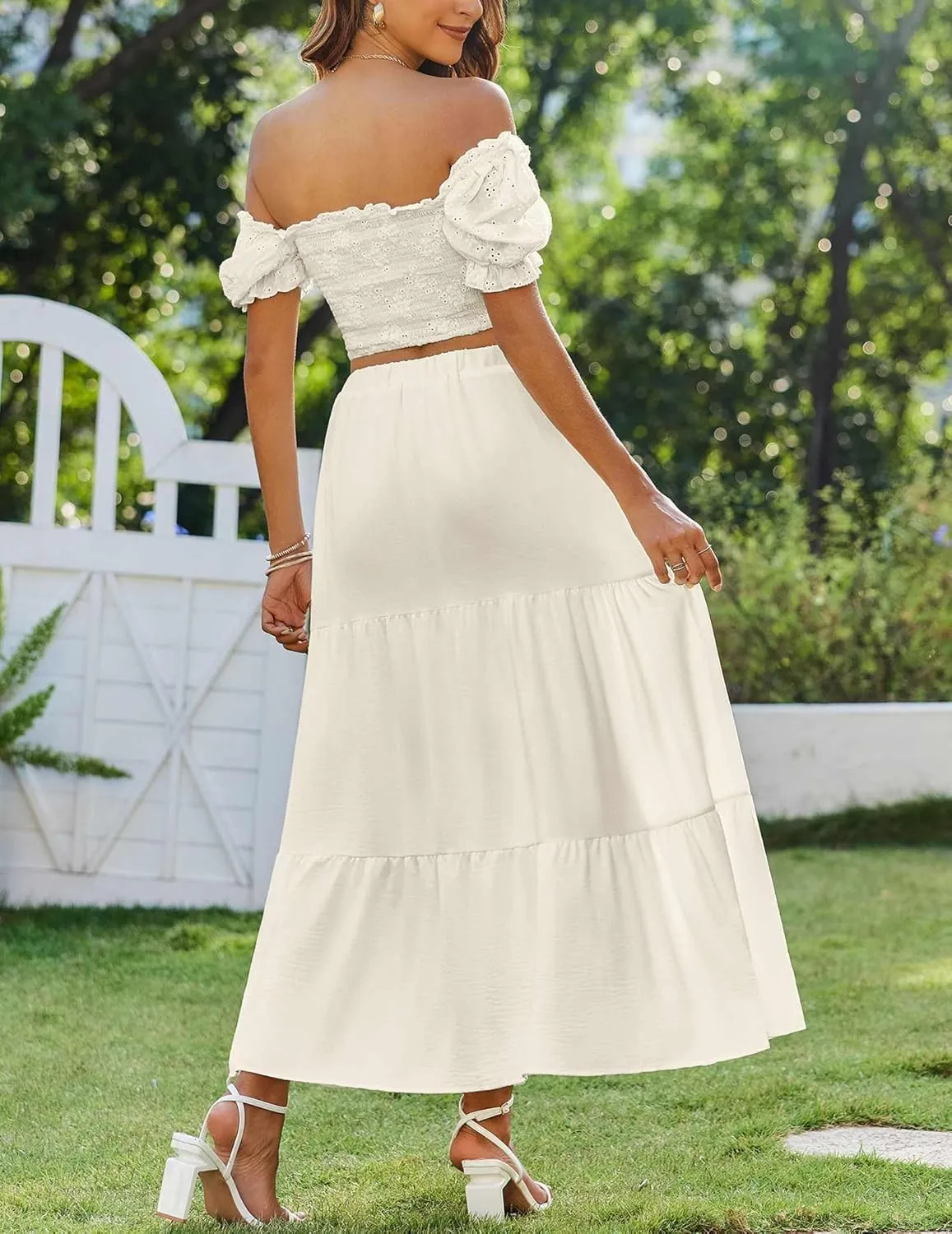 Zeagoo Skirts for Women Summer Boho Casual Maxi Flowy Elastic High Waist A-Line Tiered Swing Floral Long Skirts with Pockets