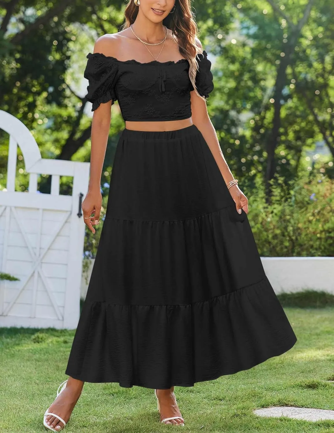 Zeagoo Skirts for Women Summer Boho Casual Maxi Flowy Elastic High Waist A-Line Tiered Swing Floral Long Skirts with Pockets